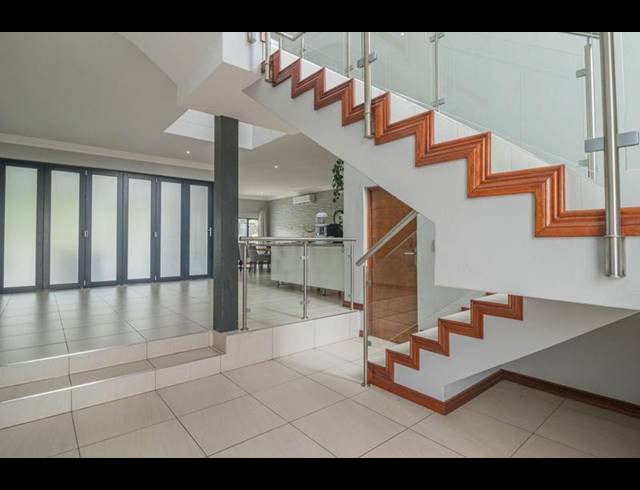 5 BEDROOM HOUSE FOR SALE IN MIDSTREAM RIDGE